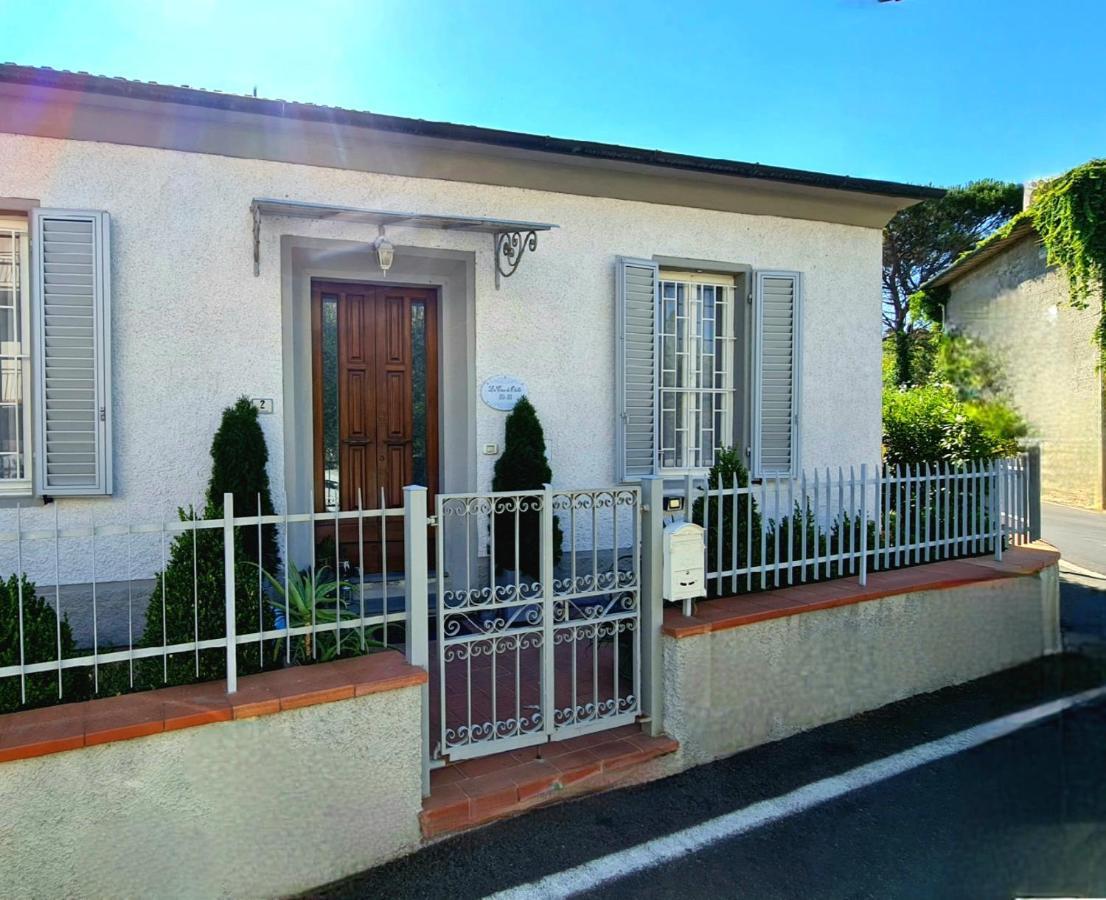 B&B La Casa Di Otello カルミニャーノ エクステリア 写真